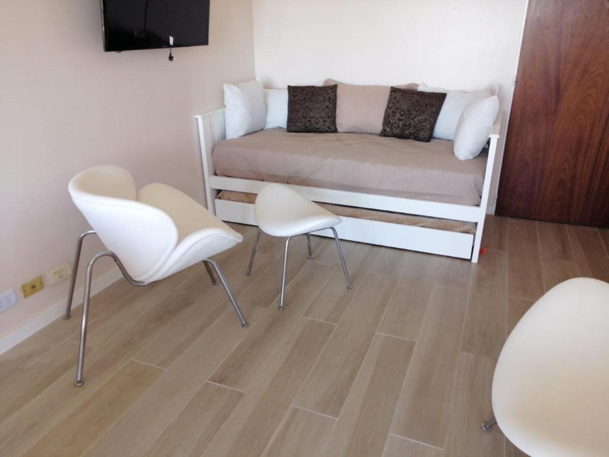 Petit Apartment En Avenida Belgrano Buenos Aires Eksteriør billede