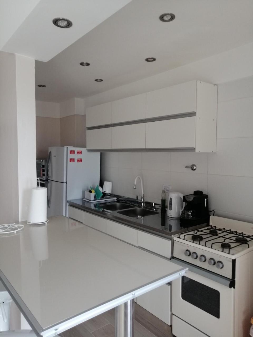 Petit Apartment En Avenida Belgrano Buenos Aires Eksteriør billede