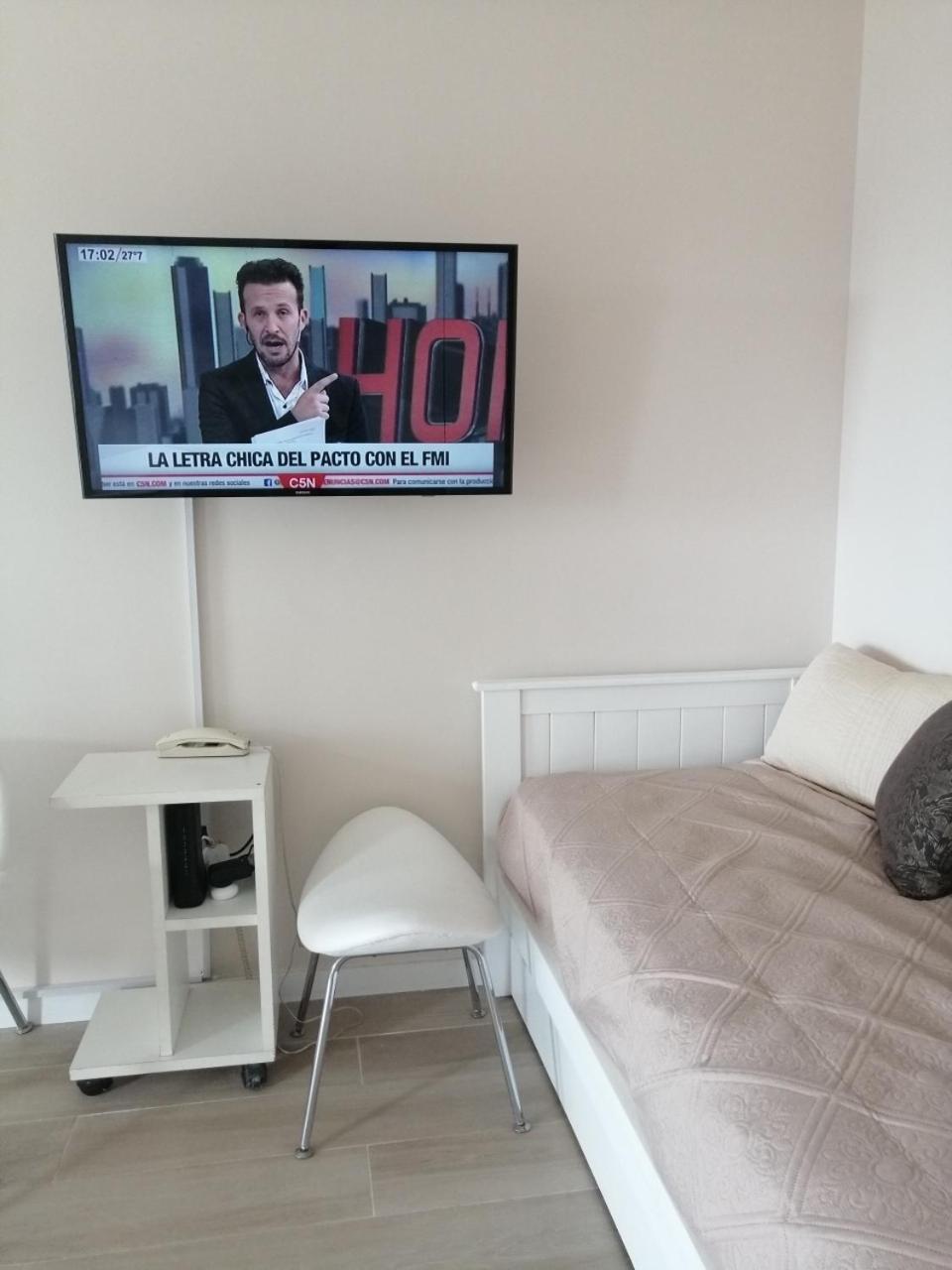 Petit Apartment En Avenida Belgrano Buenos Aires Eksteriør billede